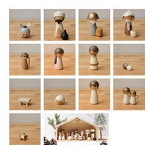 The Rescuer - Traditional Nativity Set, 17 pieces