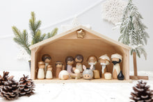 The Rescuer - Traditional Nativity Set, 17 pieces – PRE-ORDER